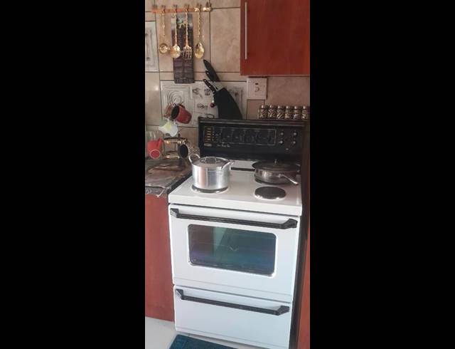 2 BEDROOM APARTMENT FOR SALE IN FLEURHOF